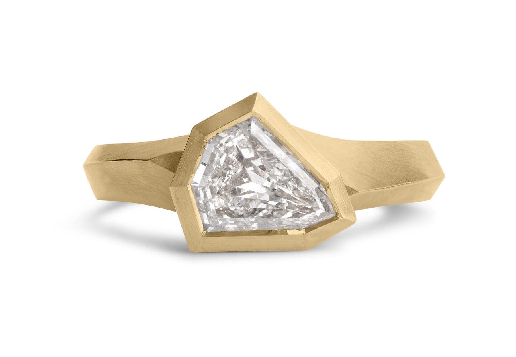 Aegis ring with shield shaped diamond – McCaul