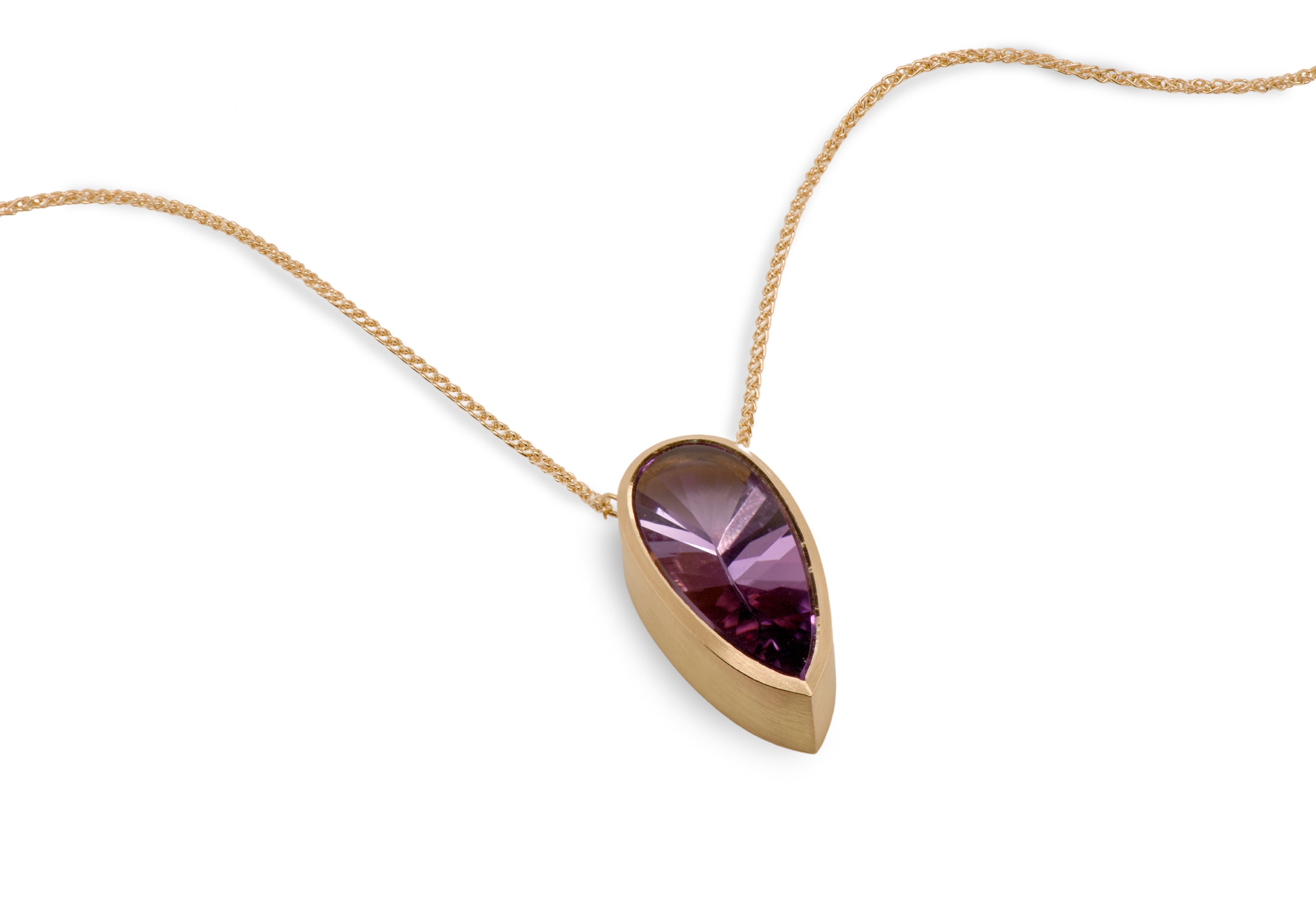 18ct Yellow Gold Pear Amethyst Bezel Pendant