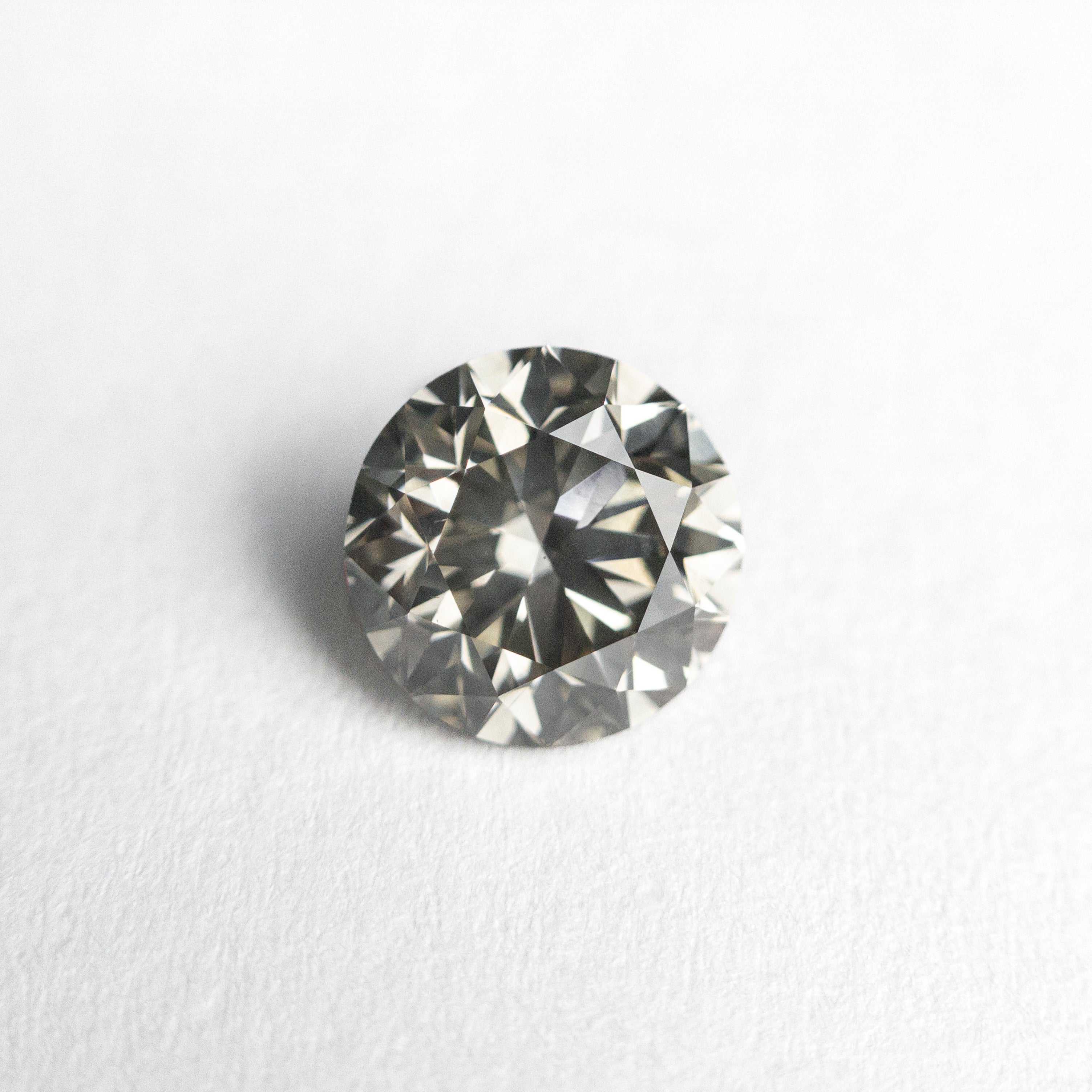 1.00ct 6.11x6.08x4.04mm SI1+ Fancy Grey Round Brilliant 24269-01