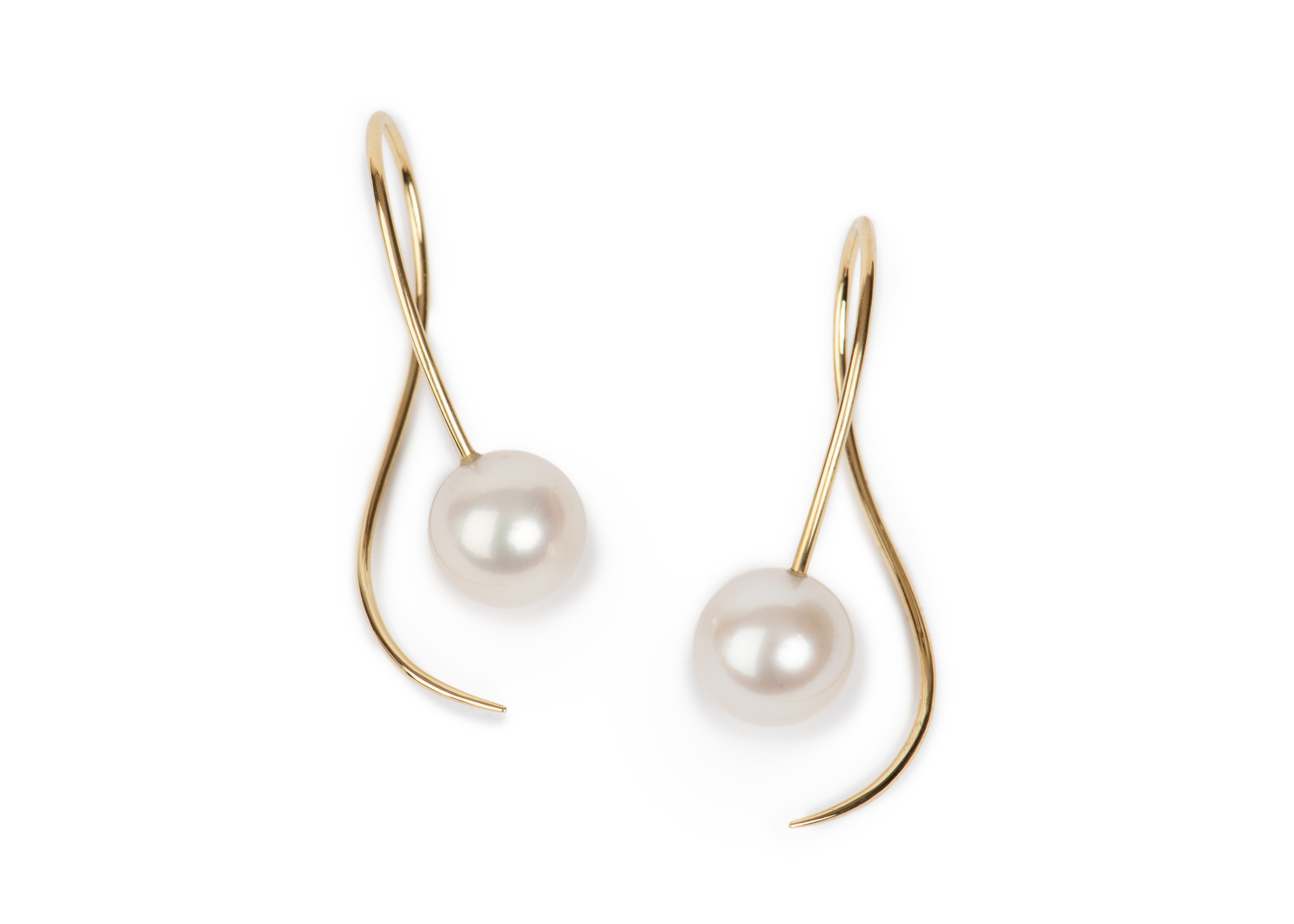 18 carat gold and white freshwater pearl drop earrings