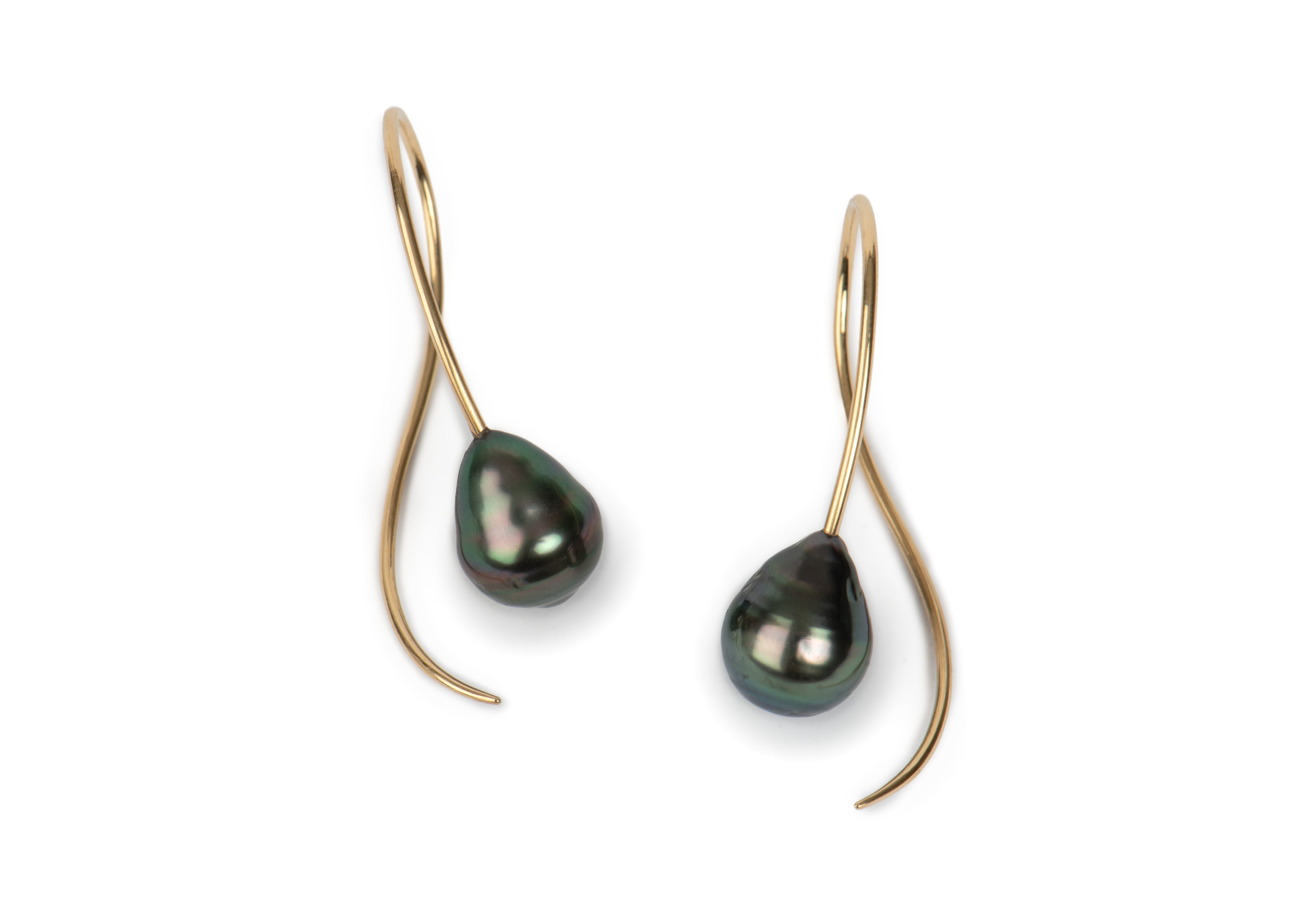 18 carat yellow gold earrings with tahitian pearls