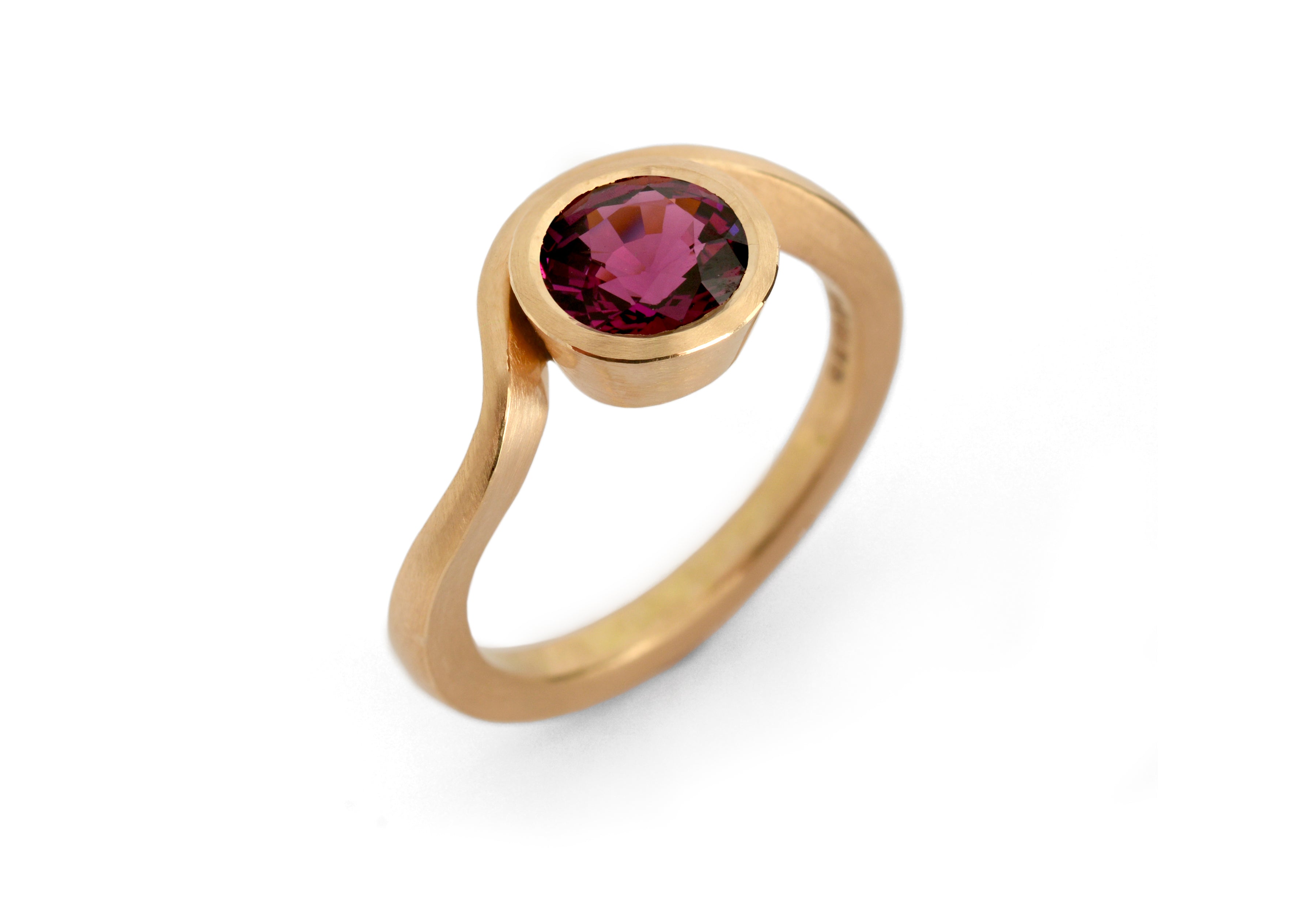 Rhodolite garnet Balance ring-McCaul