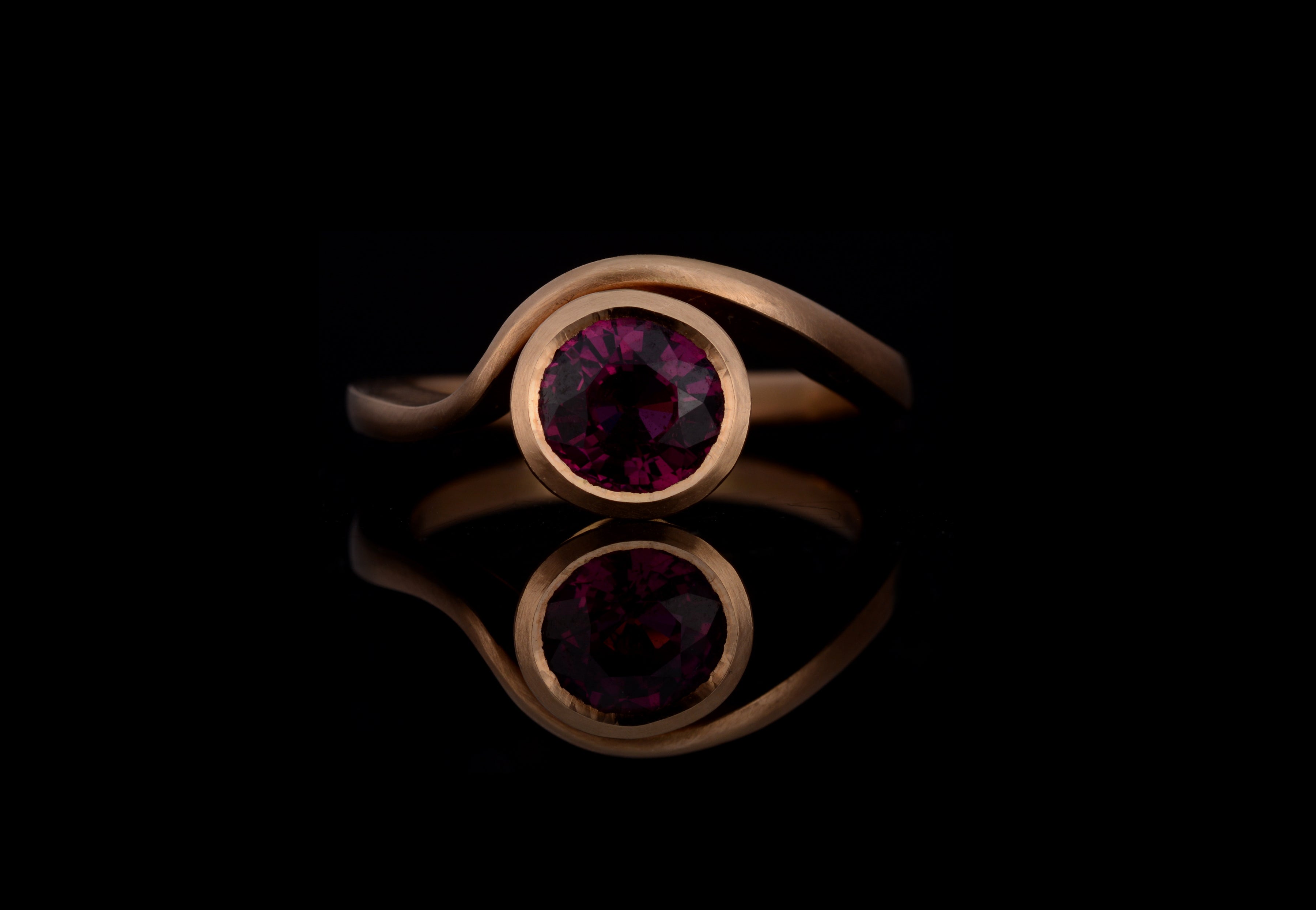 Rhodolite garnet Balance ring-McCaul