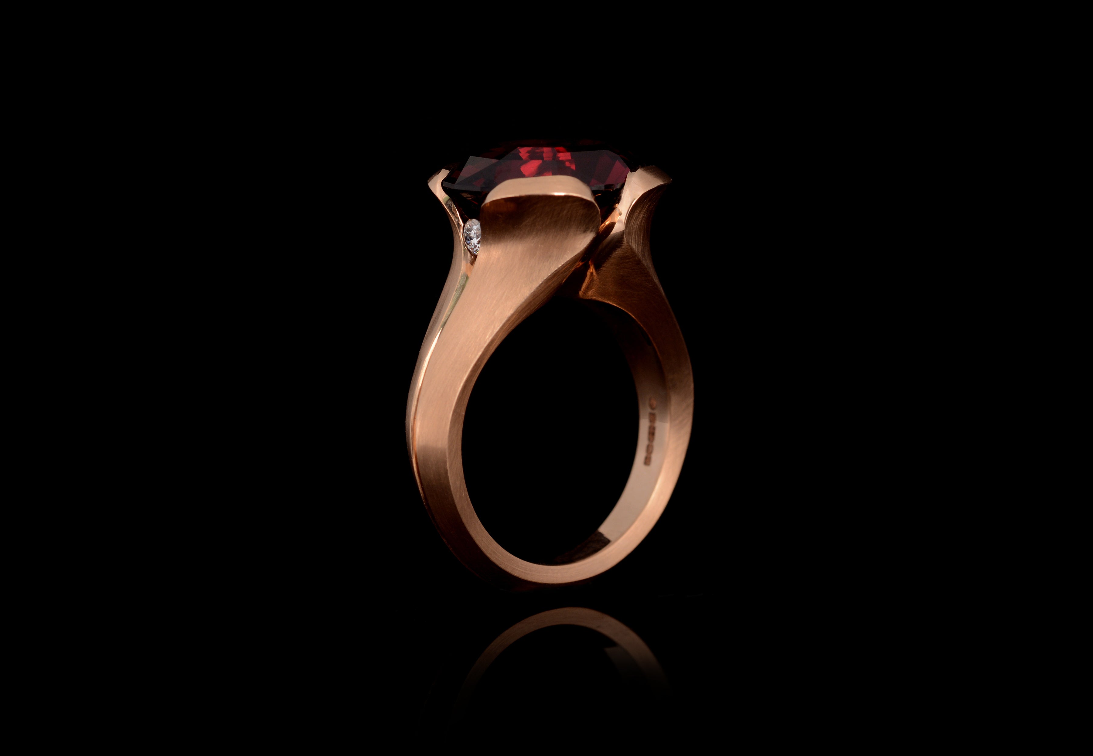 Umbalite garnet red gold diamond set ring